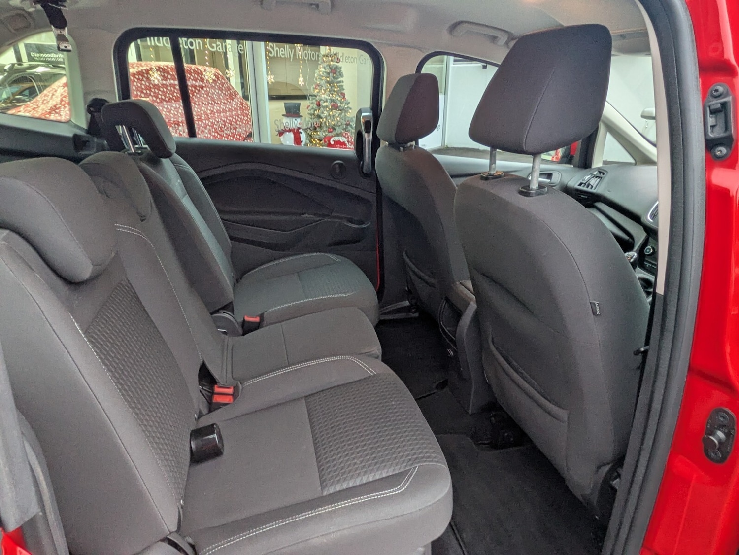 Used Ford Grand C-Max 2017 for sale - 76773353: Photo 20