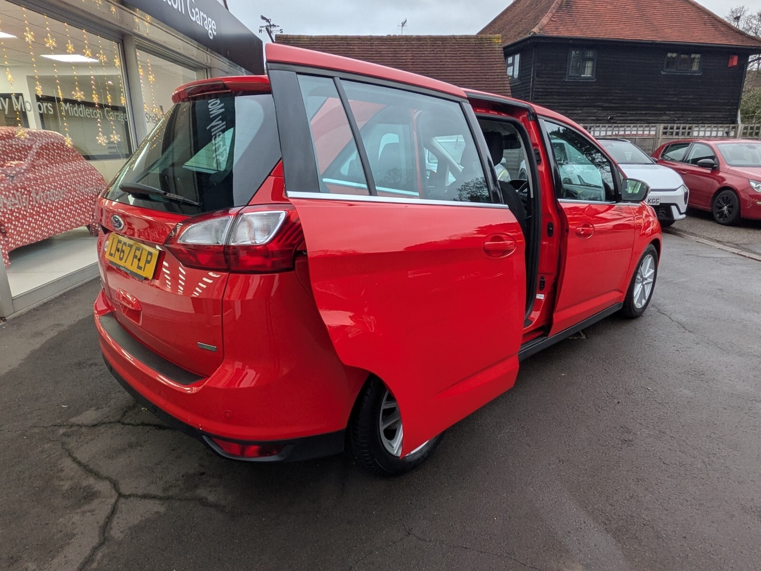 Used Ford Grand C-Max 2017 for sale - 76773353: Photo 21