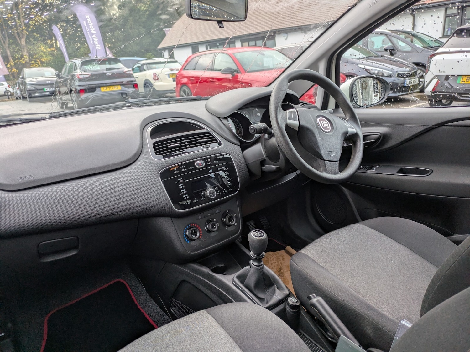 Used Fiat Punto 2016 for sale - 76817711: Photo 11