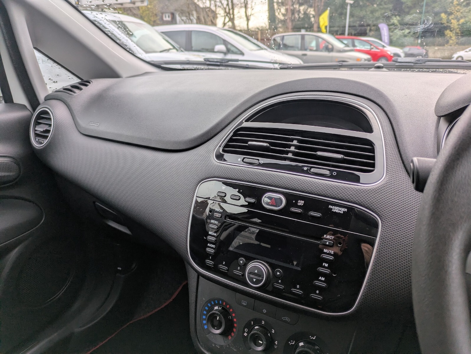 Used Fiat Punto 2016 for sale - 76817711: Photo 35