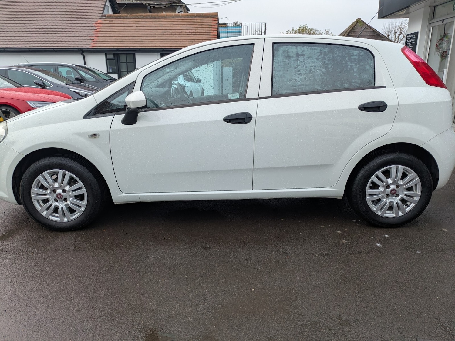 Used Fiat Punto 2016 for sale - 76817711: Photo 5