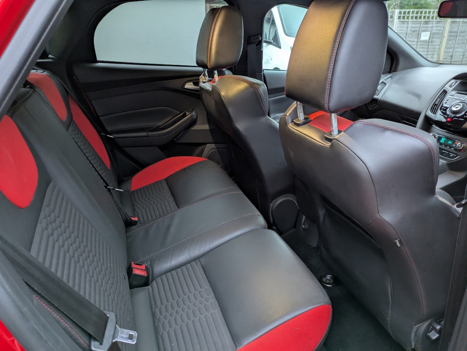 Used Ford Focus 2014 for sale - 76977923: Photo 20