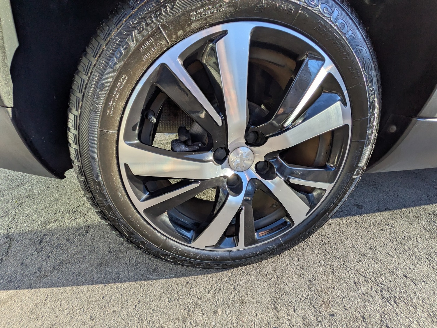 Used Peugeot 2008 2019 for sale - 76652428: Photo 19