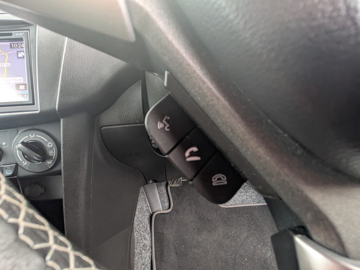 Used Suzuki Swift 2017 for sale - 76589830: Photo 32