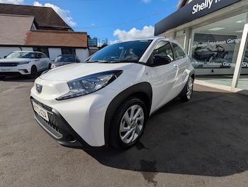 Used Toyota Aygo X 2023 for sale - 76410664: Photo