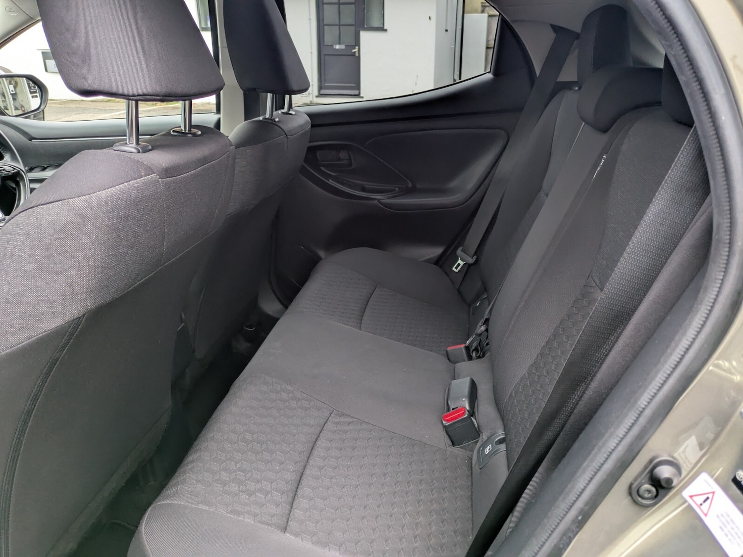 Used Toyota Yaris 2022 for sale - 76960188: Photo 12