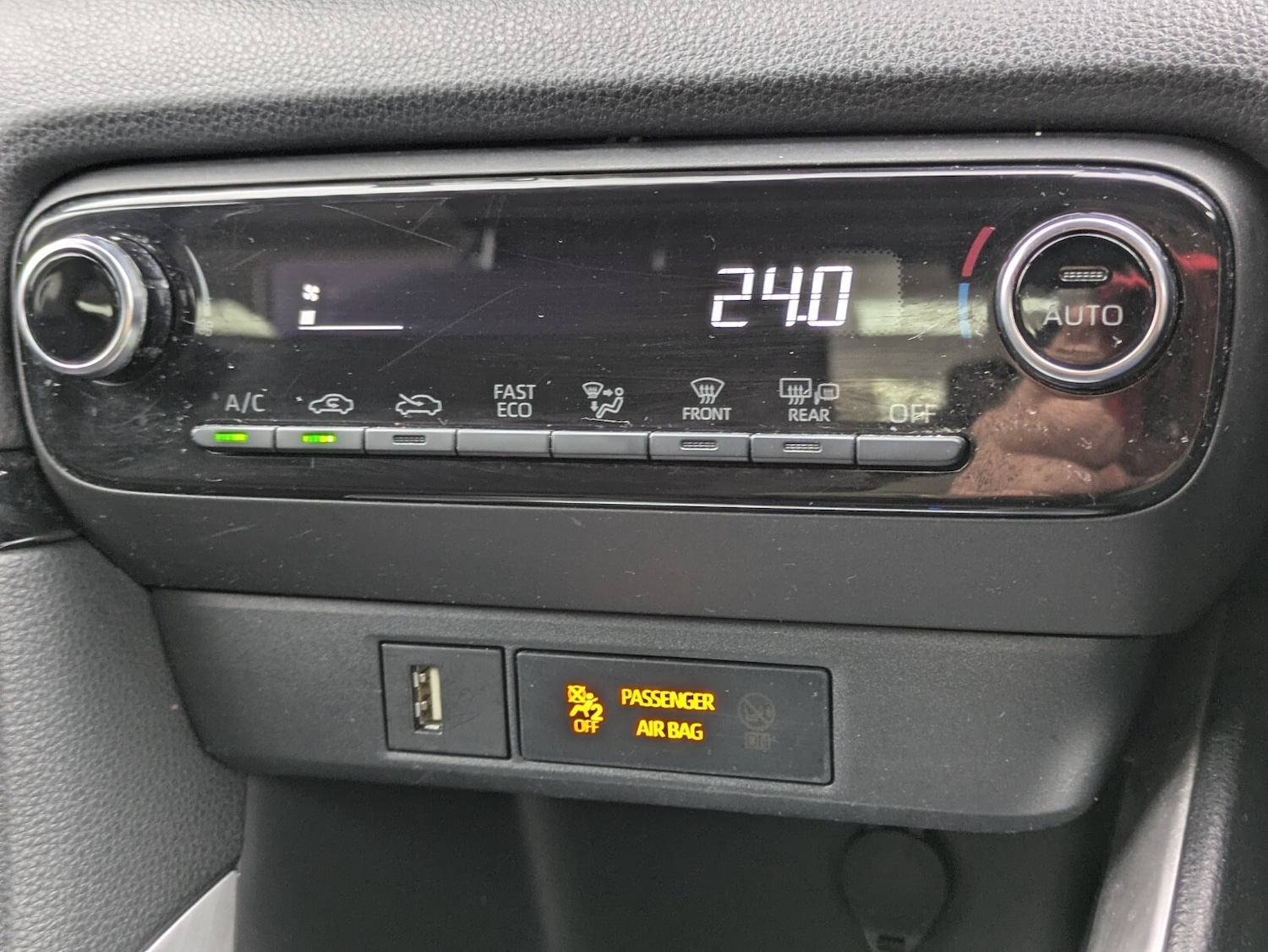 Used Toyota Yaris 2022 for sale - 76960188: Photo 29