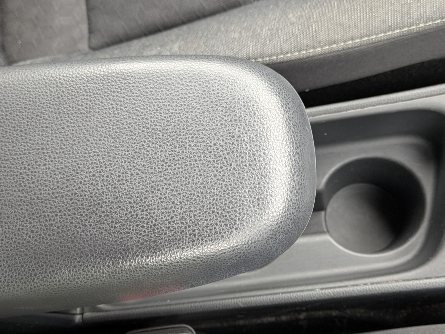 Used Toyota Yaris 2022 for sale - 76960188: Photo 32