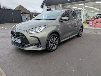 Used Toyota Yaris 2022 for sale - 76960188: Photo