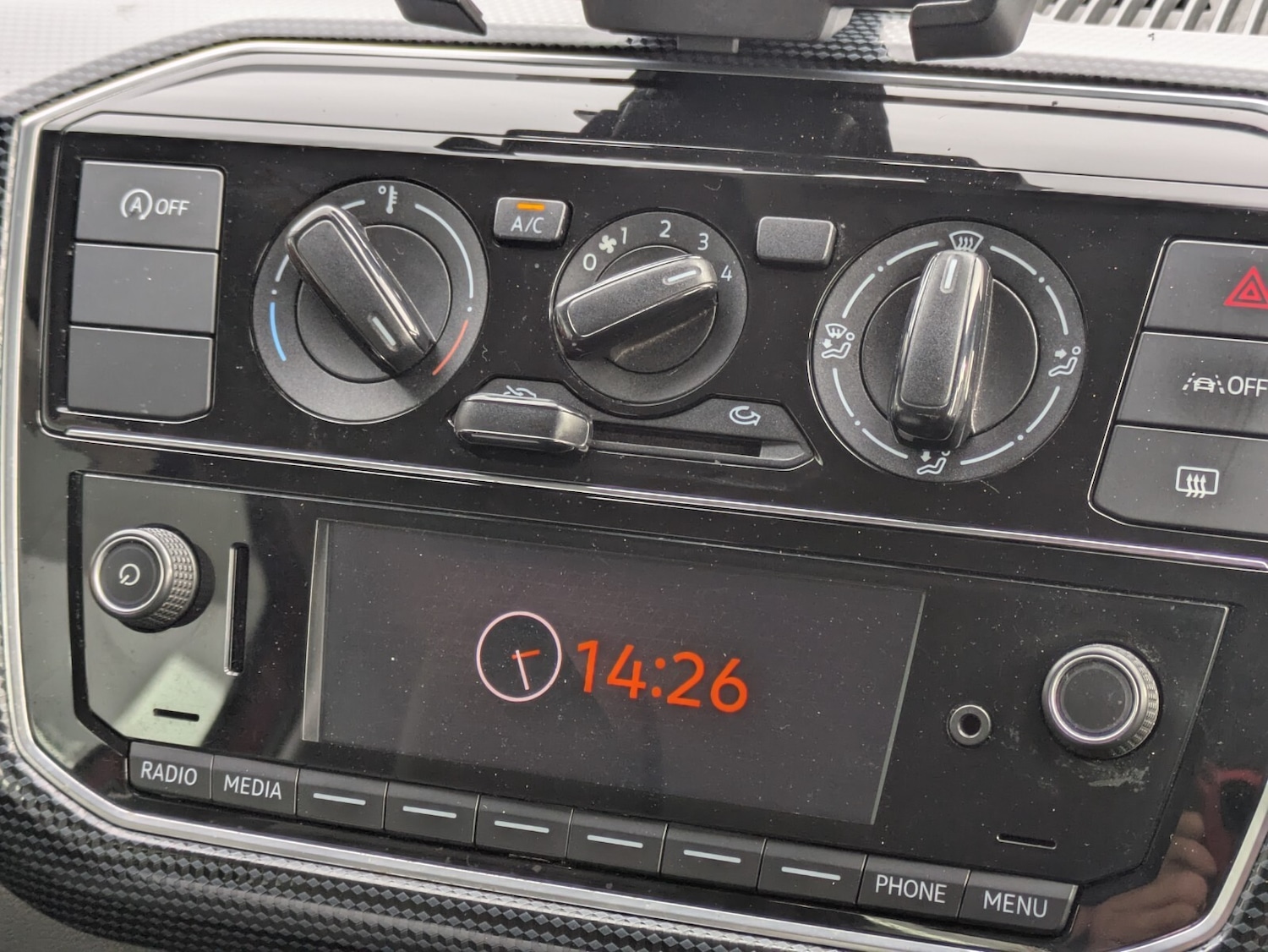 Used Volkswagen up! 2022 for sale - 76420616: Photo 29