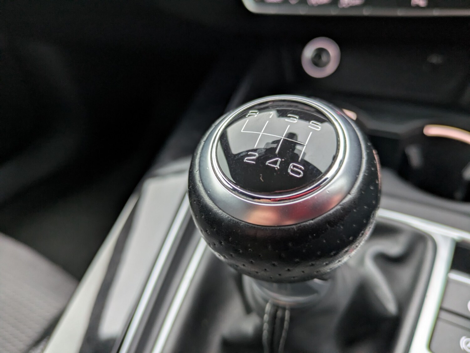 Used Audi A4 2018 for sale - 76872236: Photo 41