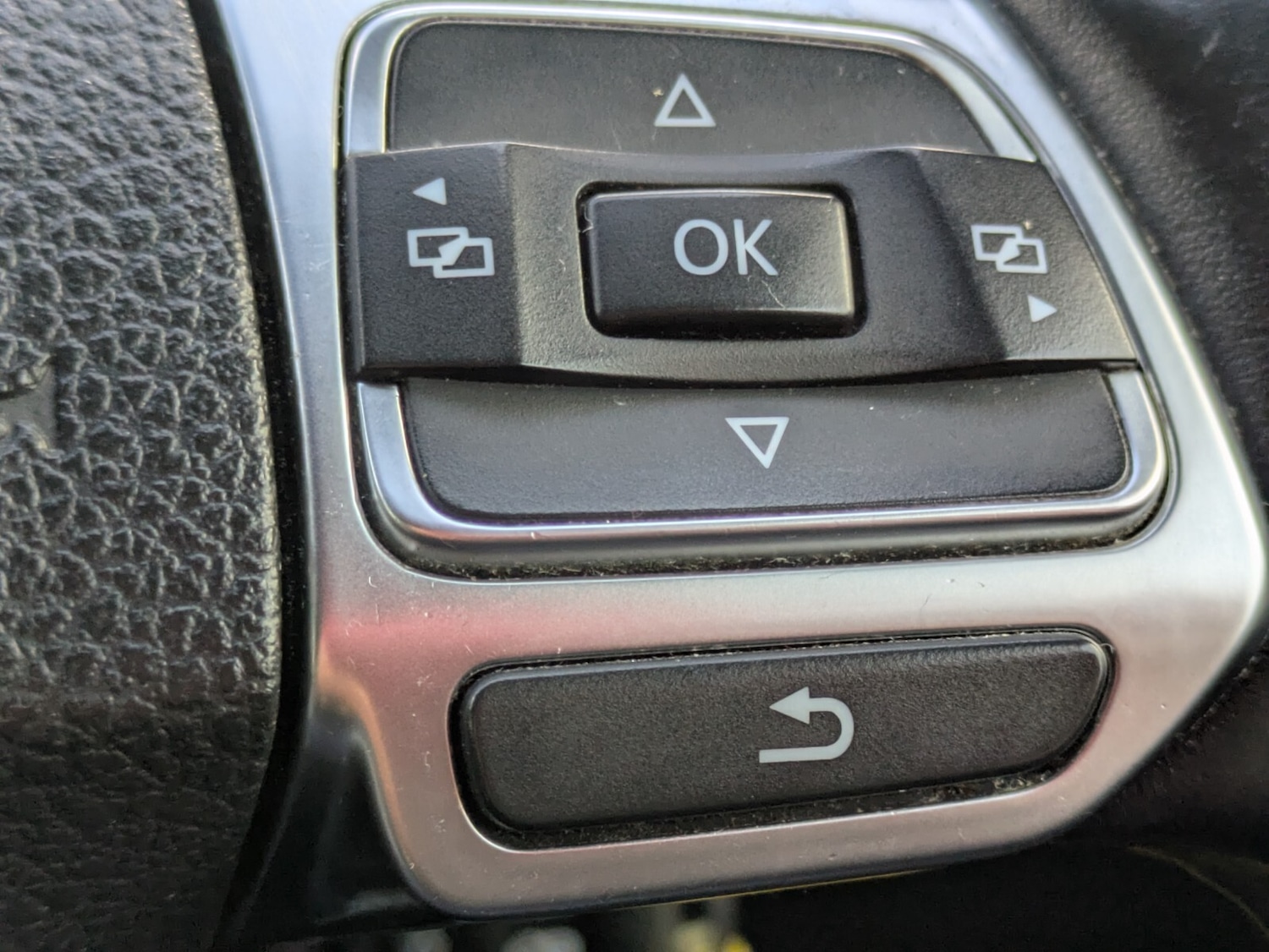 Used Volkswagen Tiguan 2014 for sale - 76410678: Photo 27