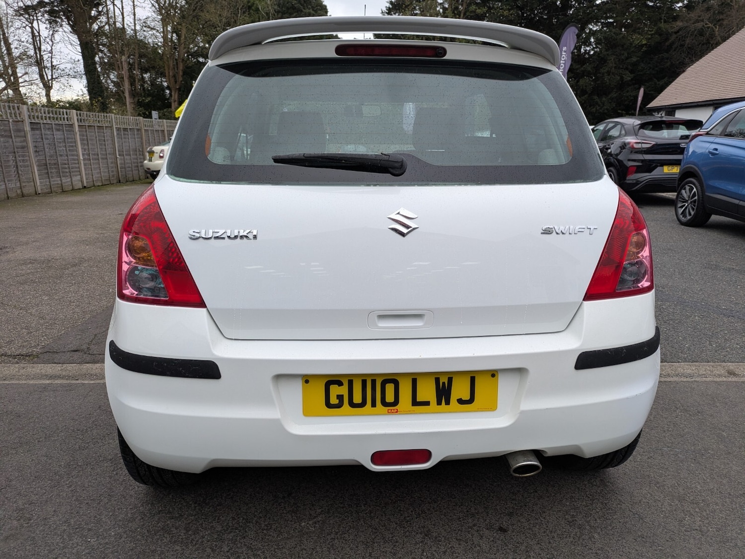 Used Suzuki Swift 2010 for sale - 76664540: Photo 7