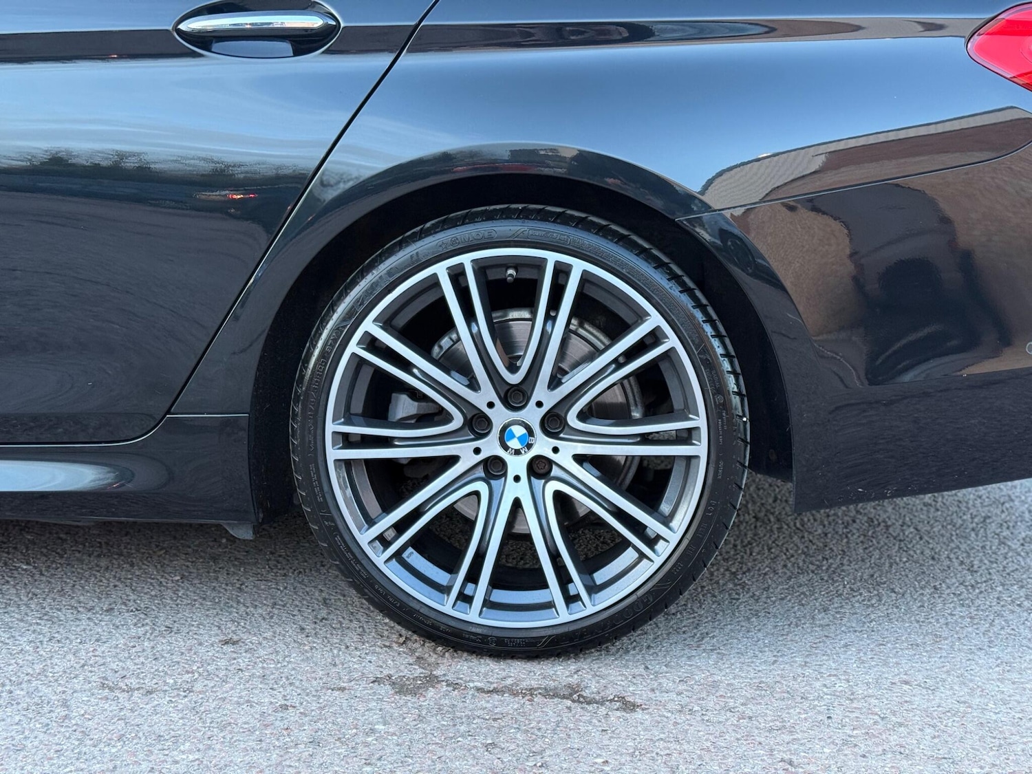 Used BMW 5 Series 2018 for sale - 77898280: Photo 42