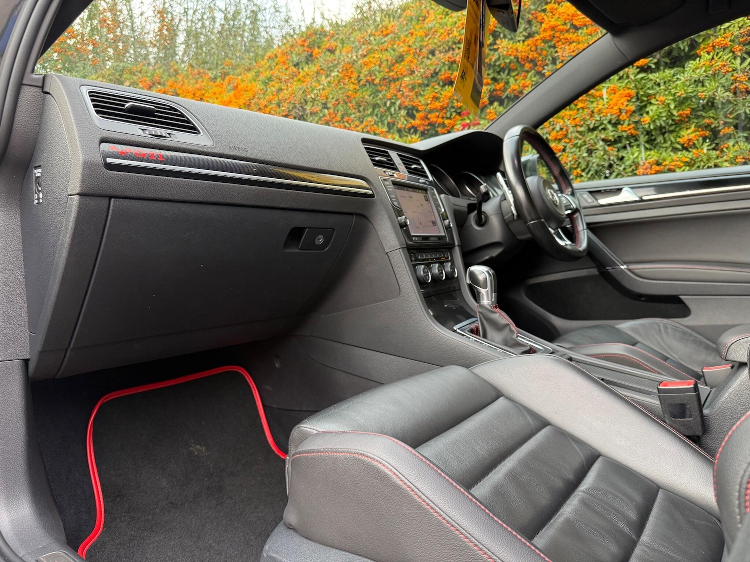 Used Volkswagen Golf 2016 for sale - 76742543: Photo 23