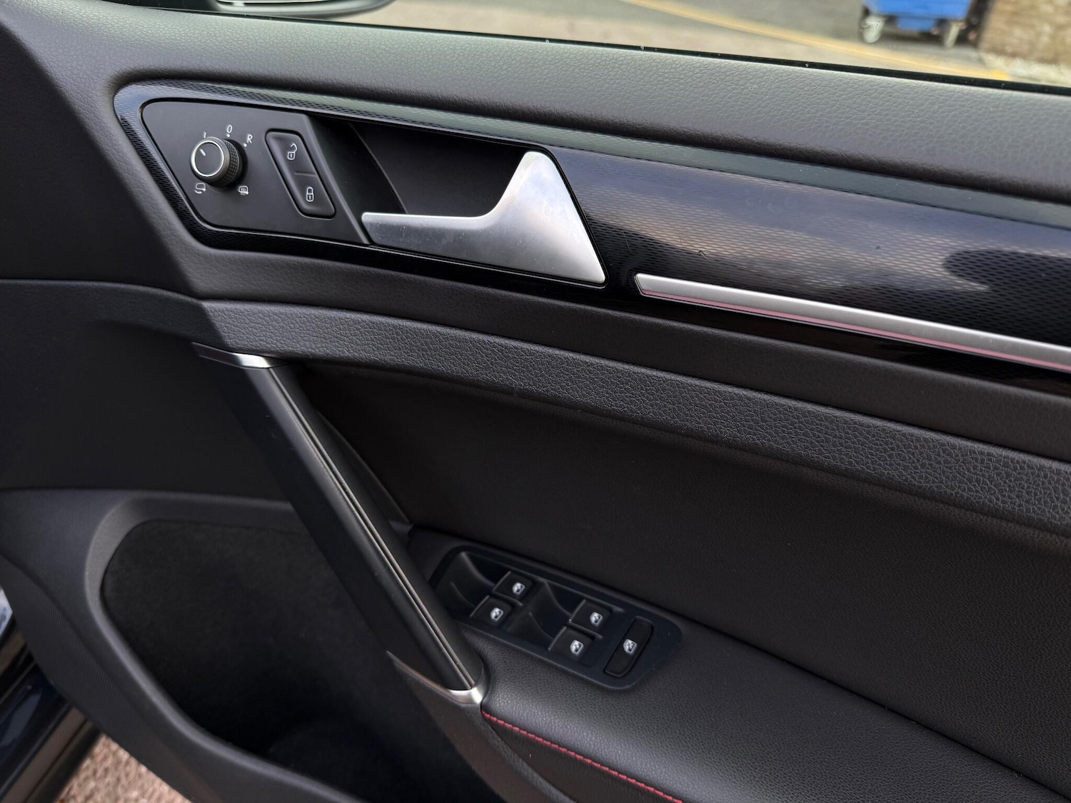 Used Volkswagen Golf 2016 for sale - 76742543: Photo 27