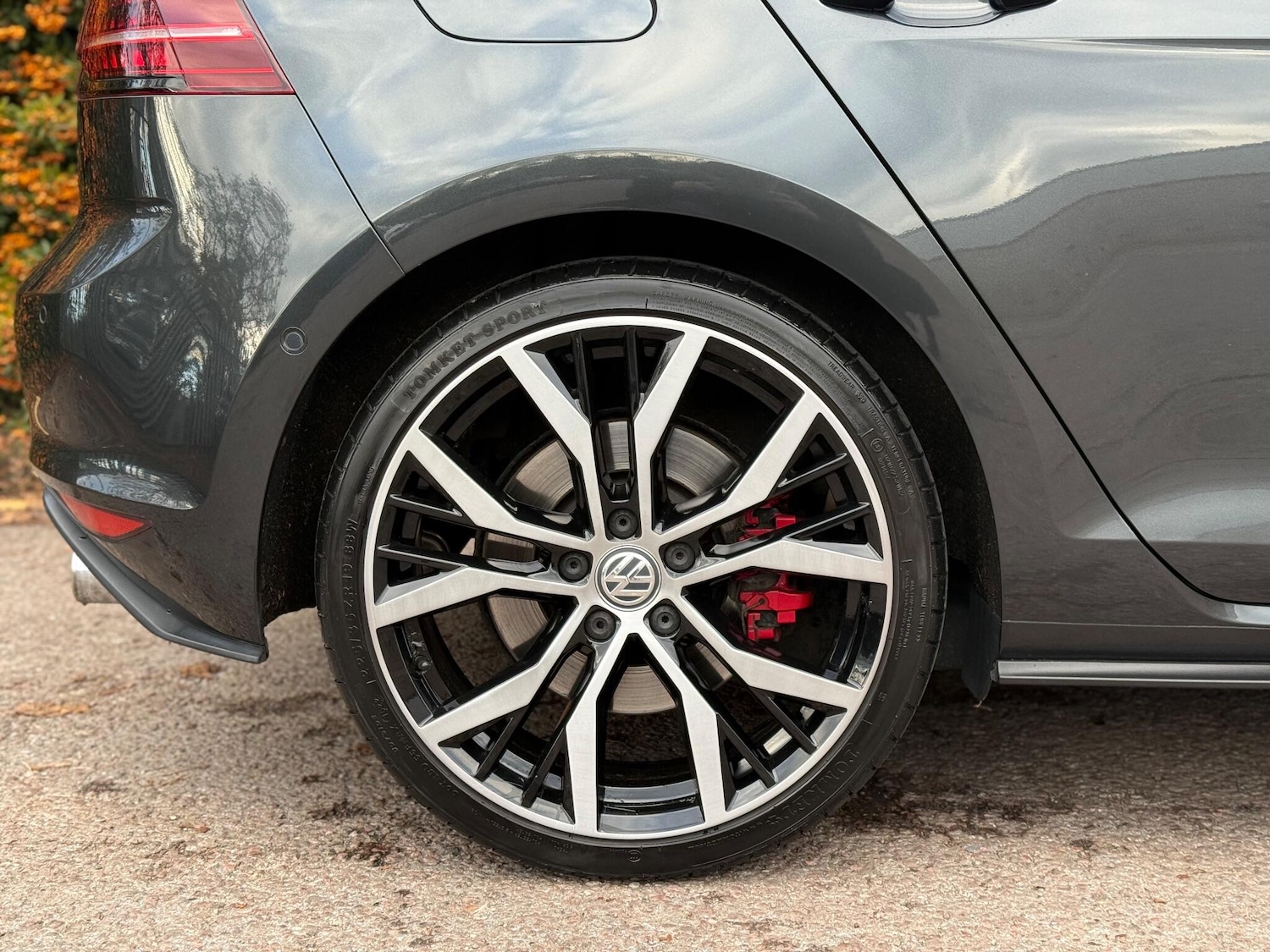 Used Volkswagen Golf 2016 for sale - 76742543: Photo 41