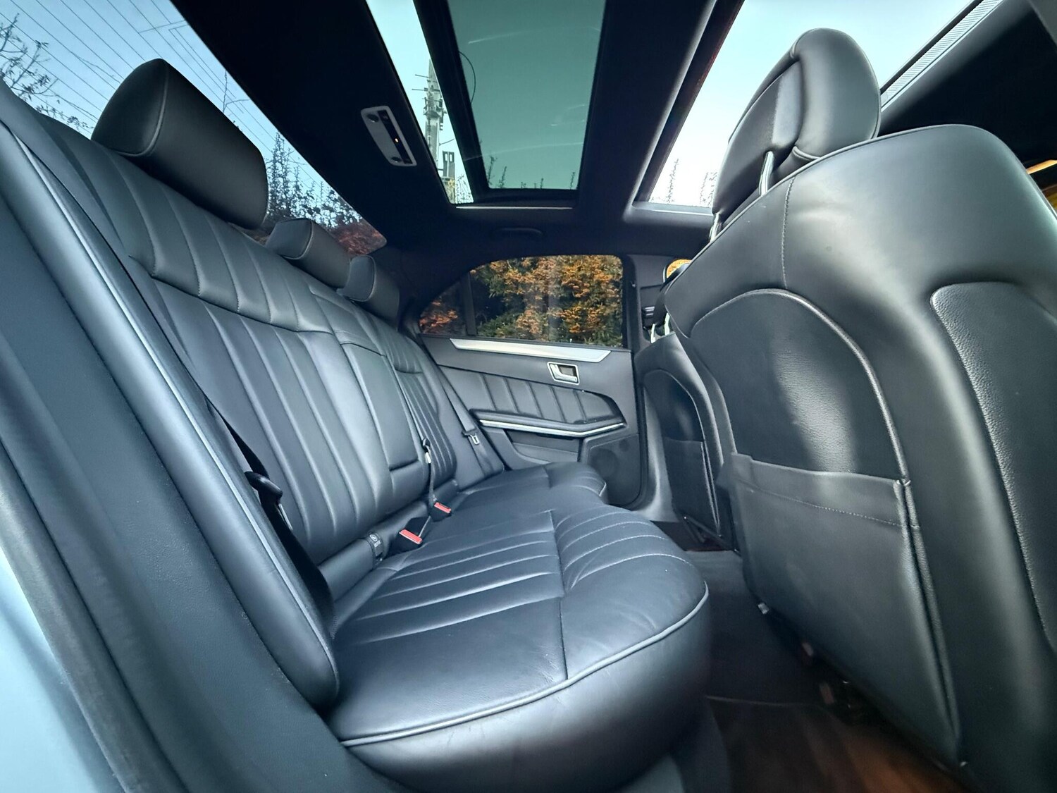 Used Mercedes-Benz E Class 2015 for sale - 76550578: Photo 25