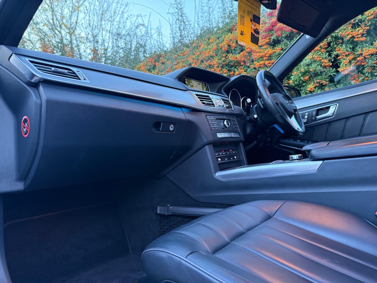 Used Mercedes-Benz E Class 2015 for sale - 76550578: Photo 36