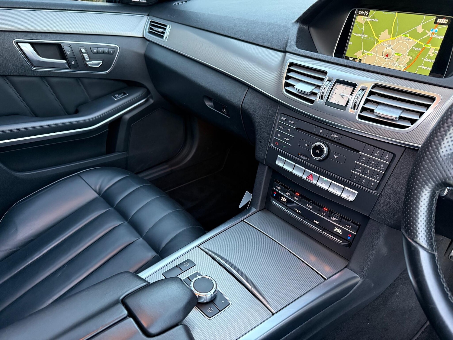 Used Mercedes-Benz E Class 2015 for sale - 76550578: Photo 37