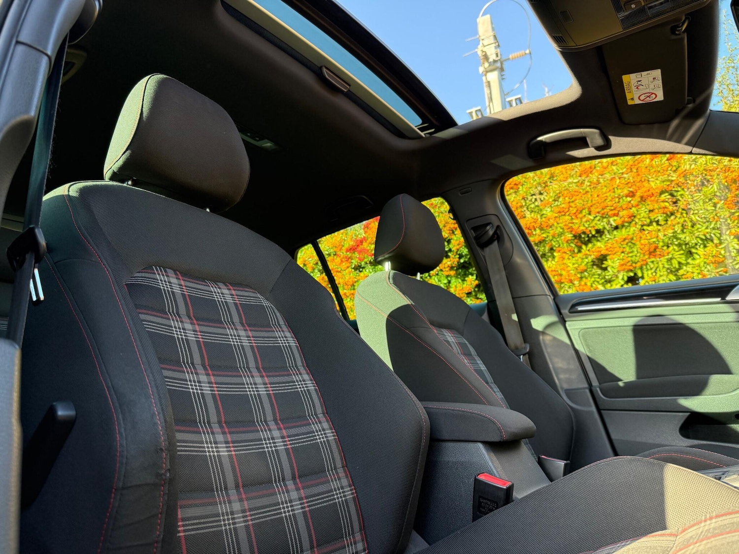 Used Volkswagen Golf 2014 for sale - 76607220: Photo 24