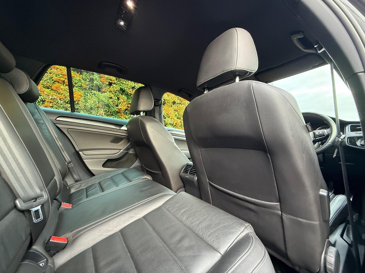 Used Volkswagen Golf 2016 for sale - 76964748: Photo 28