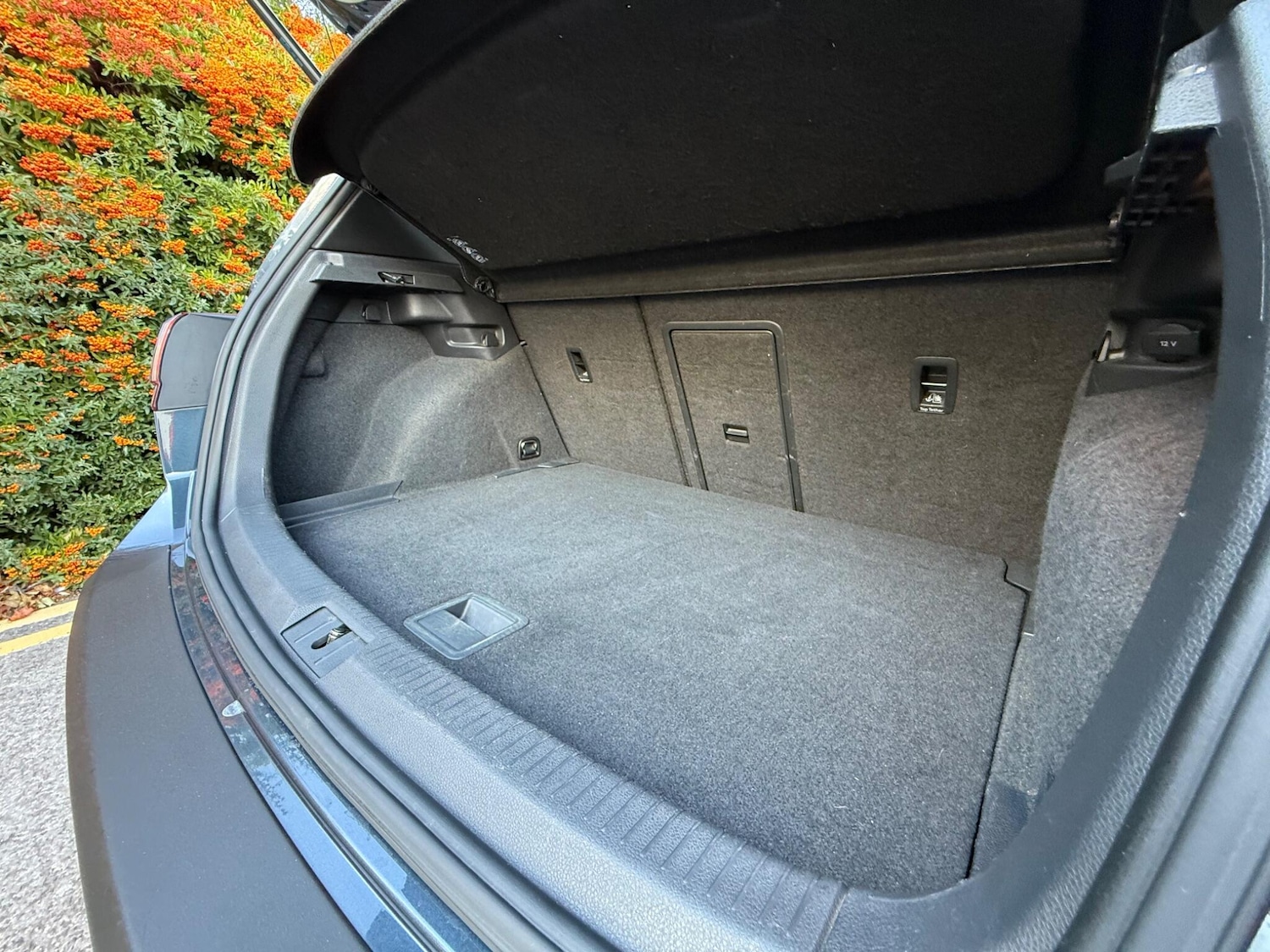 Used Volkswagen Golf 2018 for sale - 76561161: Photo 36