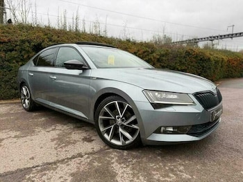 Used Skoda Superb 2017 for sale - 77753978: Photo