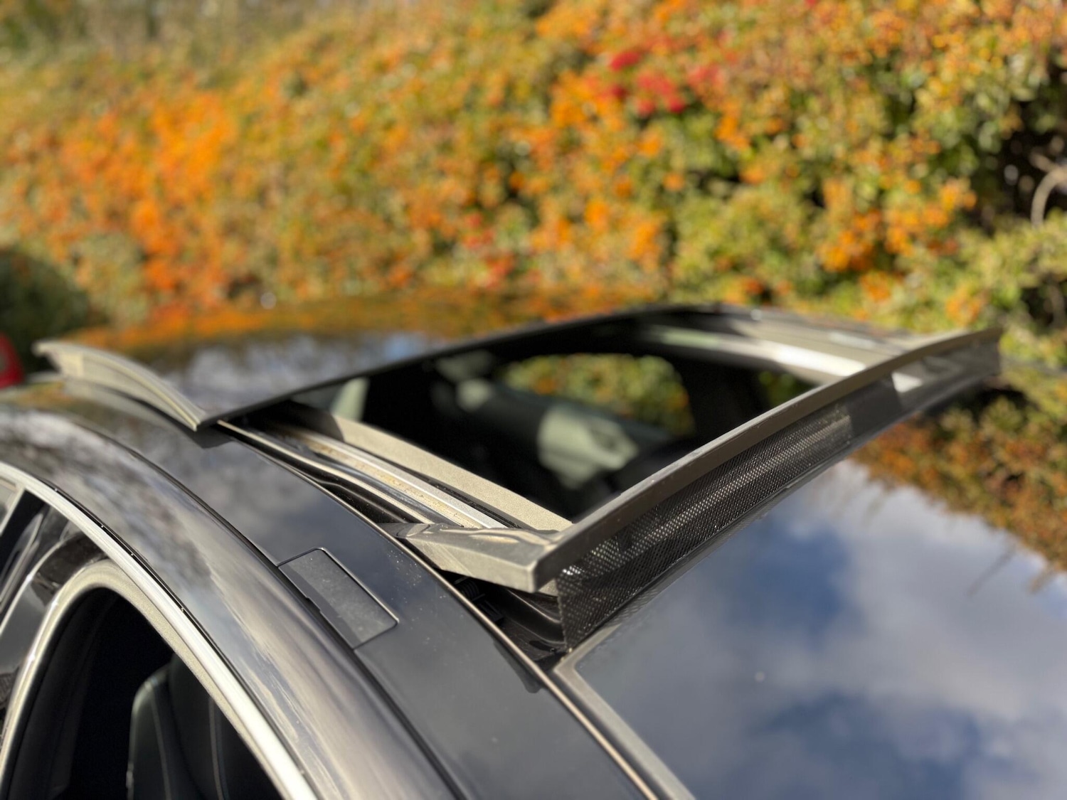 Used Mercedes-Benz C Class 2014 for sale - 77175613: Photo 32