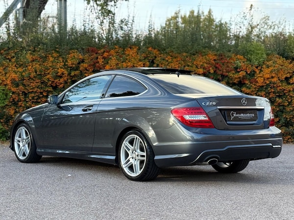 Used Mercedes-Benz C-Class 2013 for sale - 76179388: Photo 11