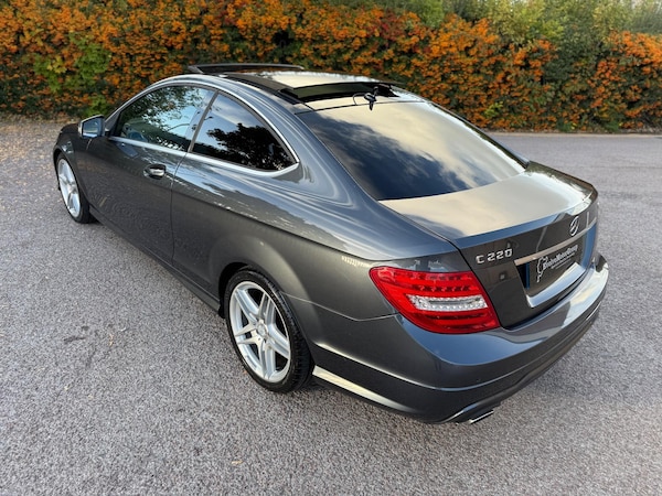 Used Mercedes-Benz C-Class 2013 for sale - 76179388: Photo 5
