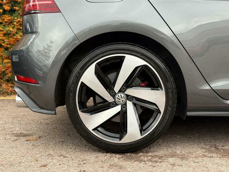 Used Volkswagen Golf 2017 for sale - 76537625: Photo 24
