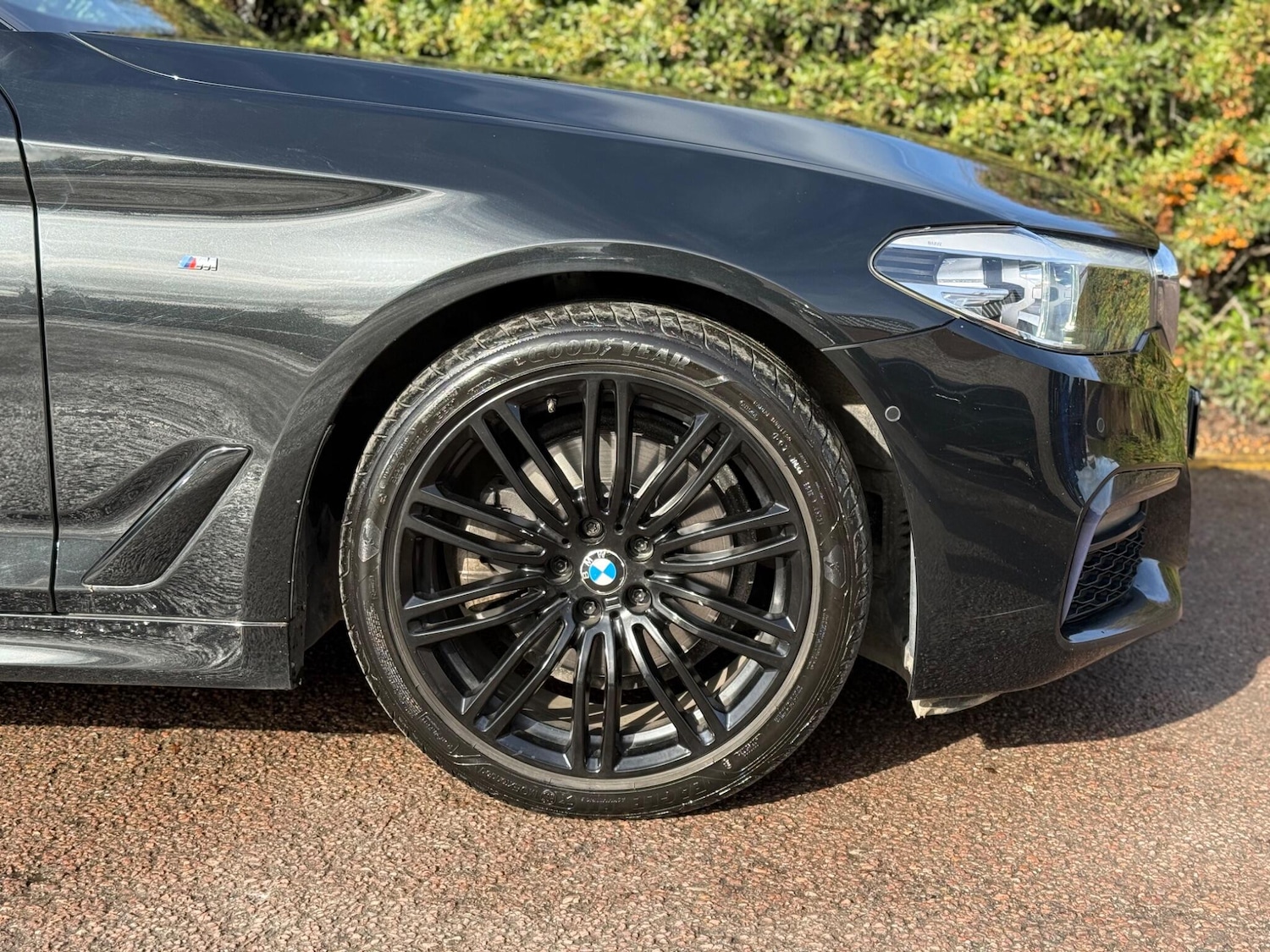 Used BMW 5 Series 2018 for sale - 77637367: Photo 40