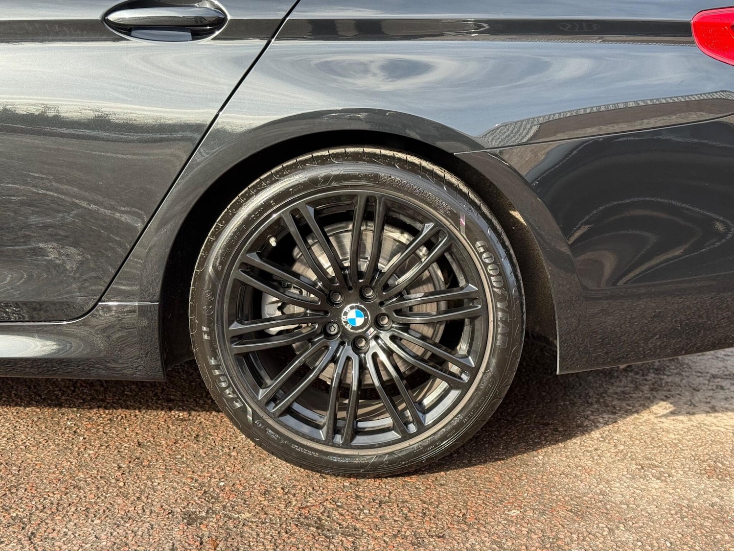 Used BMW 5 Series 2018 for sale - 77637367: Photo 42