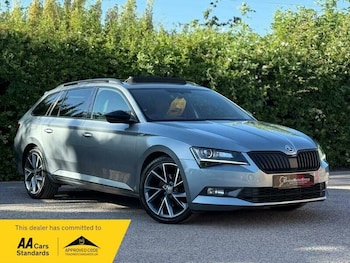 Used Skoda Superb 2018 for sale - 78752813: Photo