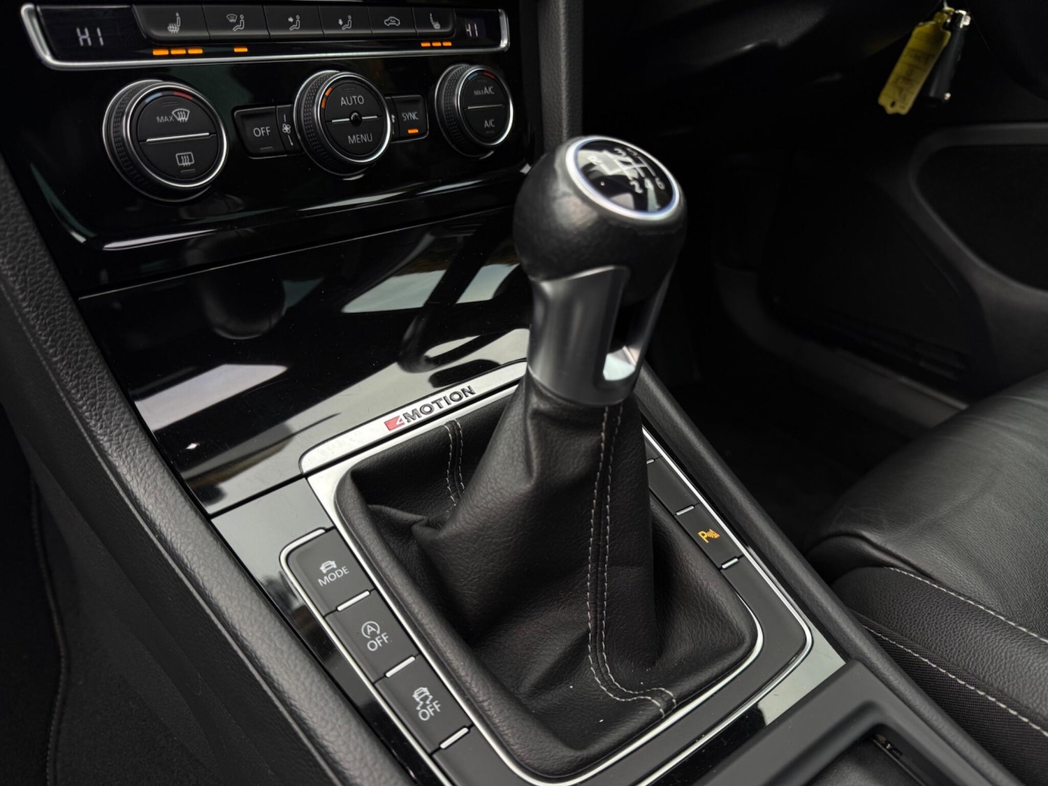 Used Volkswagen Golf 2016 for sale - 77376337: Photo 20