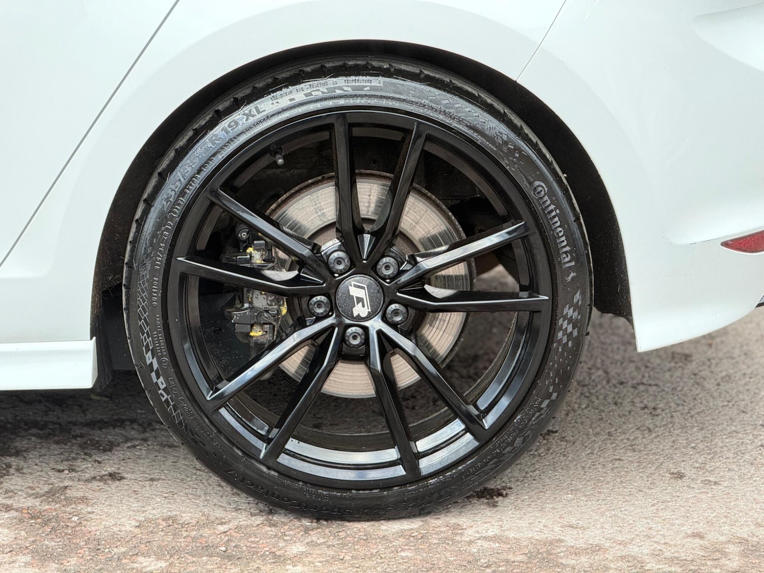 Used Volkswagen Golf 2016 for sale - 77376337: Photo 37