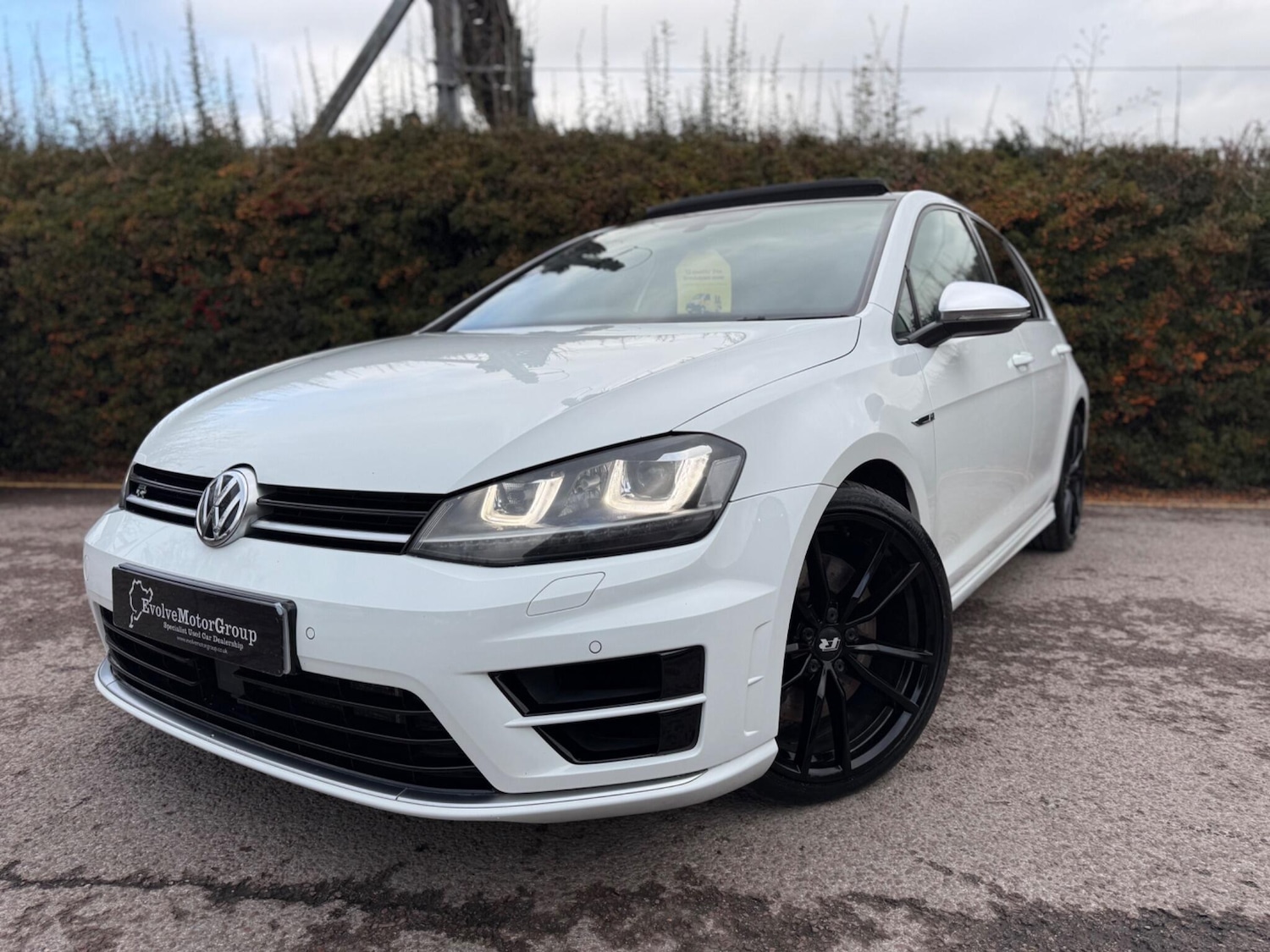 Used Volkswagen Golf 2016 for sale - 77376337: Photo 5