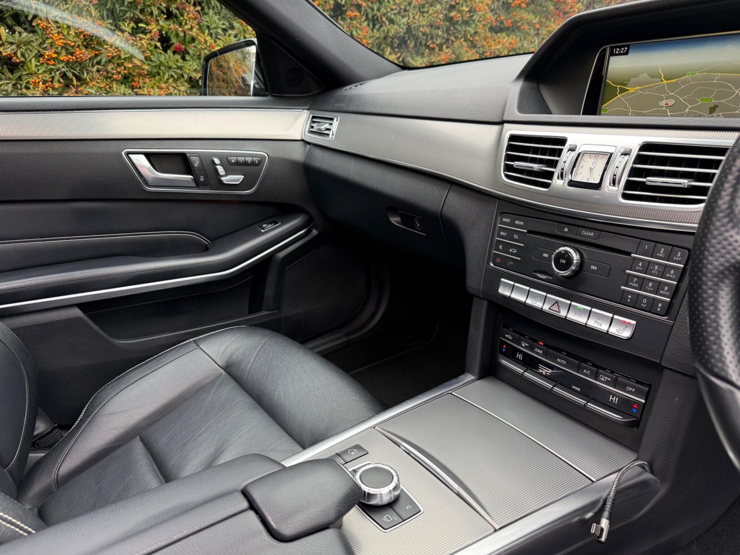 Used Mercedes-Benz E Class 2015 for sale - 77697831: Photo 25