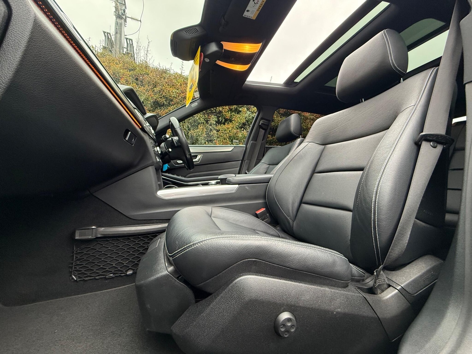 Used Mercedes-Benz E Class 2015 for sale - 77697831: Photo 27