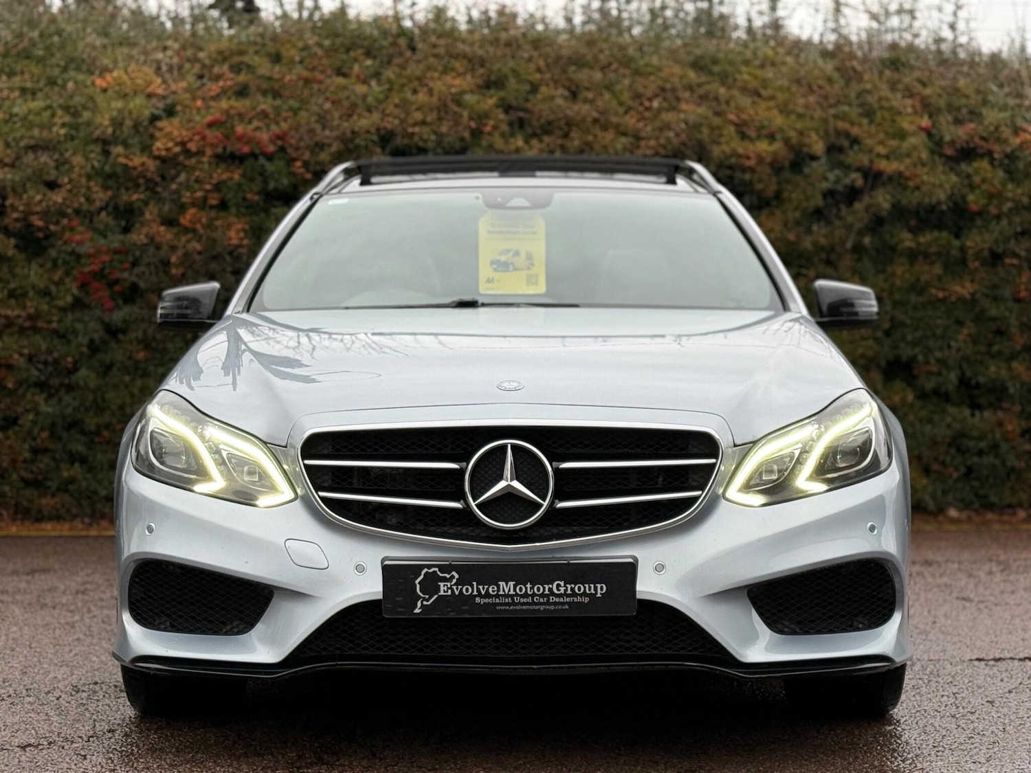Used Mercedes-Benz E Class 2015 for sale - 77697831: Photo 3