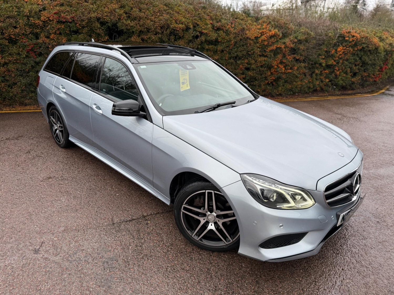 Used Mercedes-Benz E Class 2015 for sale - 77697831: Photo 8