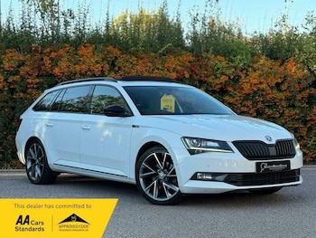Used Skoda Superb 2017 for sale - 76085264: Photo