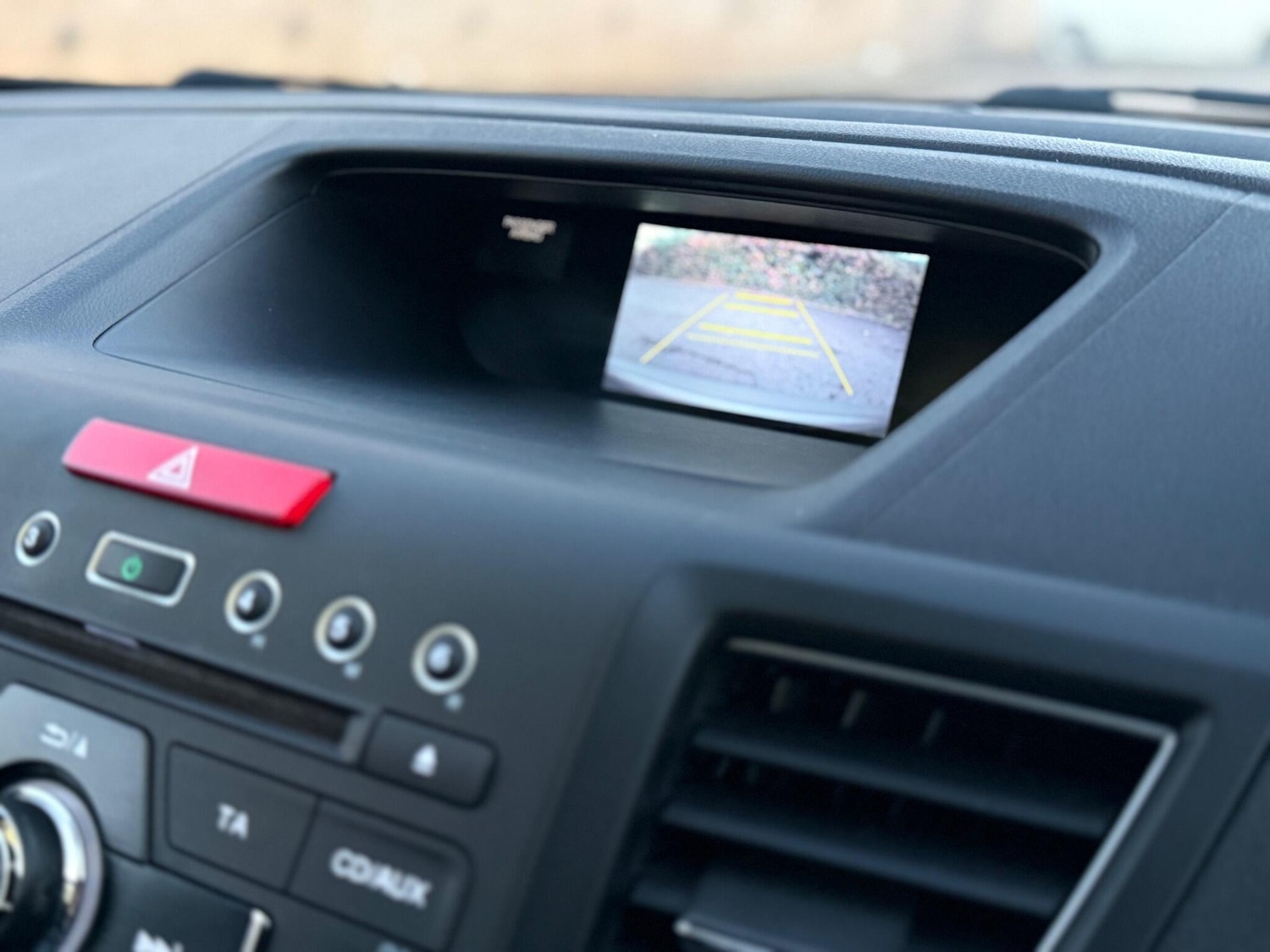 Used Honda CR-V 2015 for sale - 76993335: Photo 31