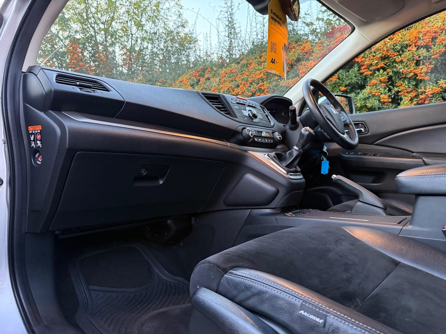 Used Honda CR-V 2015 for sale - 76993335: Photo 34