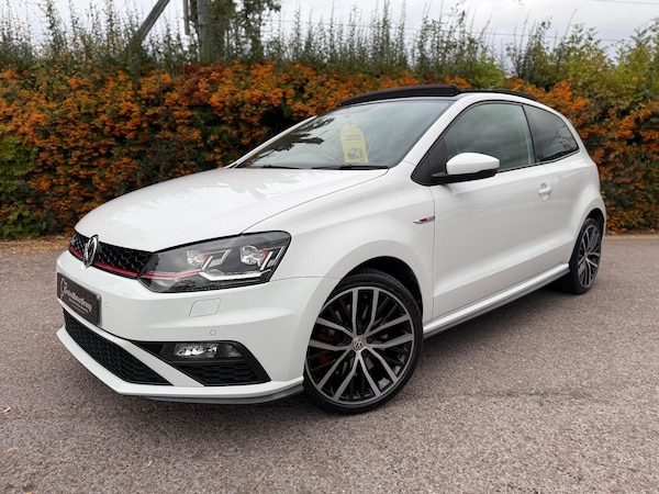 Used Volkswagen Polo 2017 for sale - 76200808: Photo 8