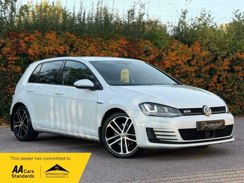 Used Volkswagen Golf 2017 for sale - 76179505: Photo 1