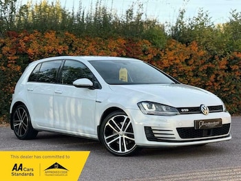 Volkswagen - Golf