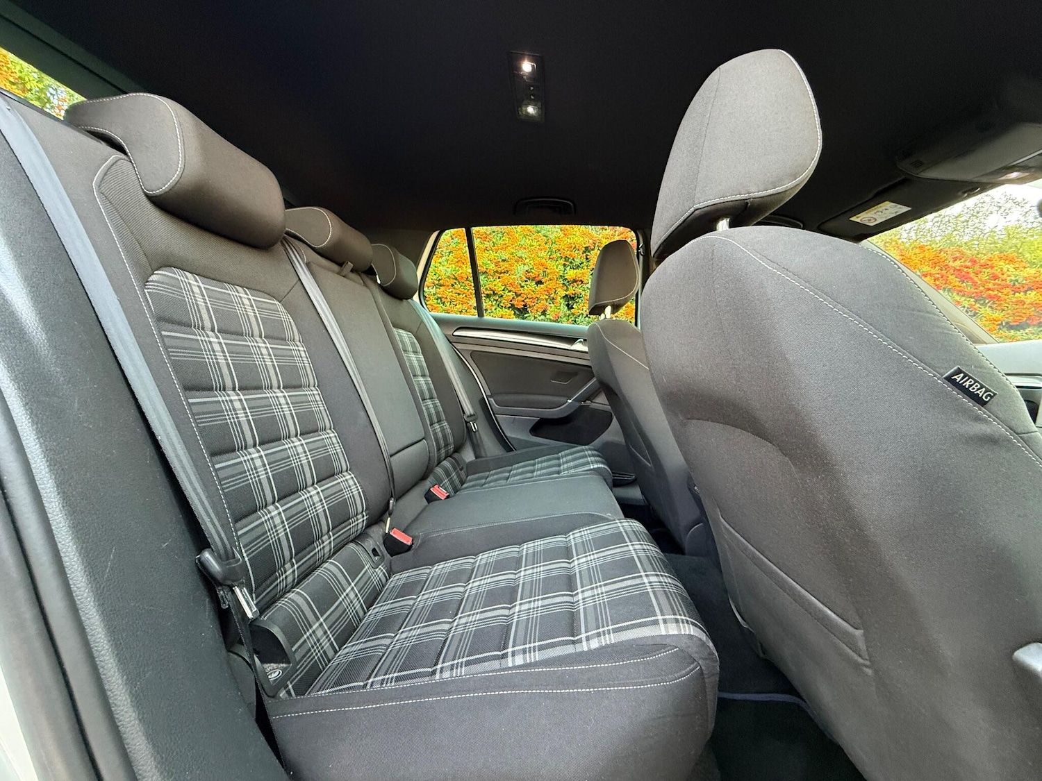 Used Volkswagen Golf 2017 for sale - 76179505: Photo 27