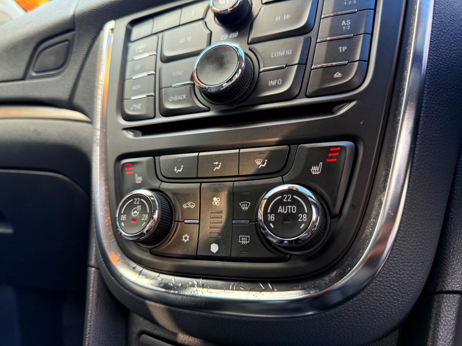 Vehicle 28